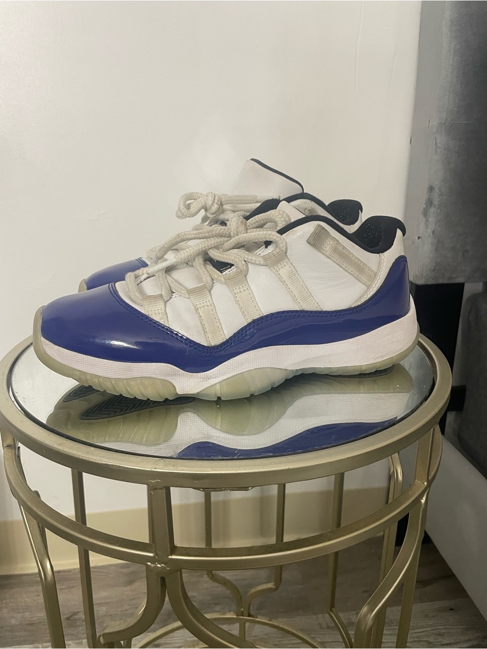Jordan 11 low-top women’s exclusive 2020 sneaker size 7.5w 6m